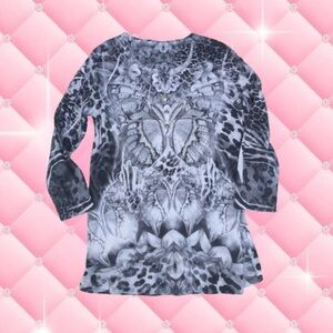 Y2k gray butterflies and cheetah print rhinestone half sleeve top 🐆